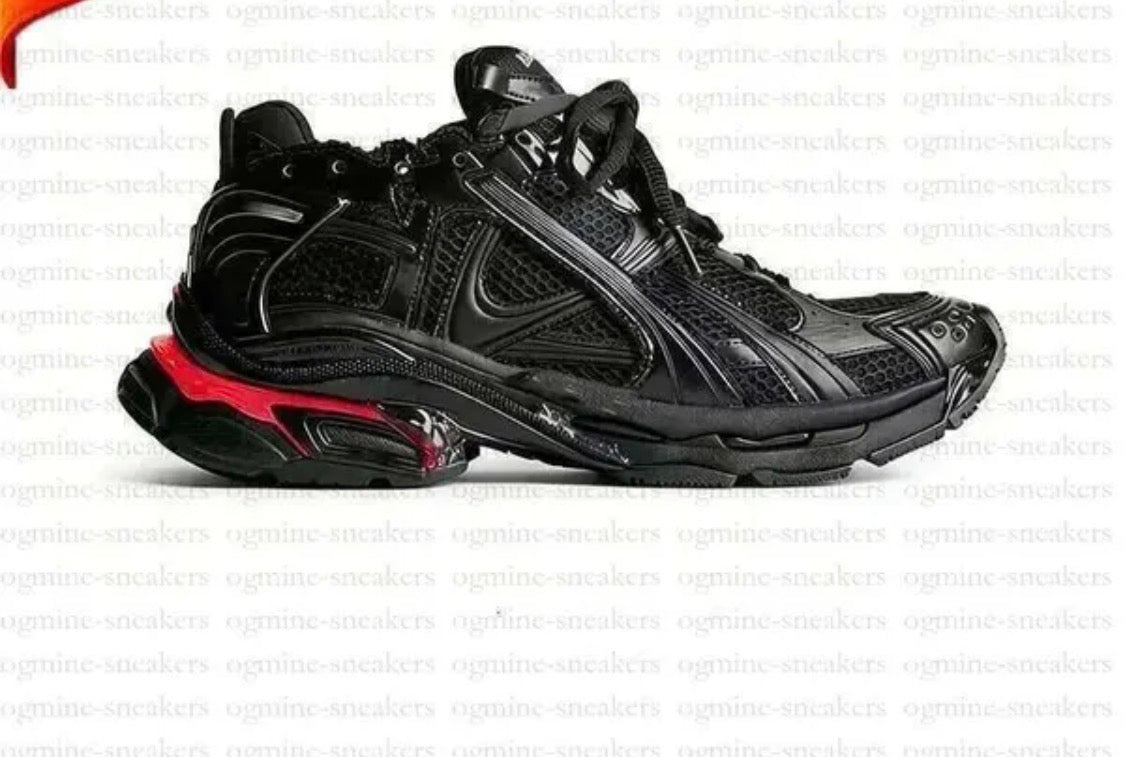 Balenciaga runner LED