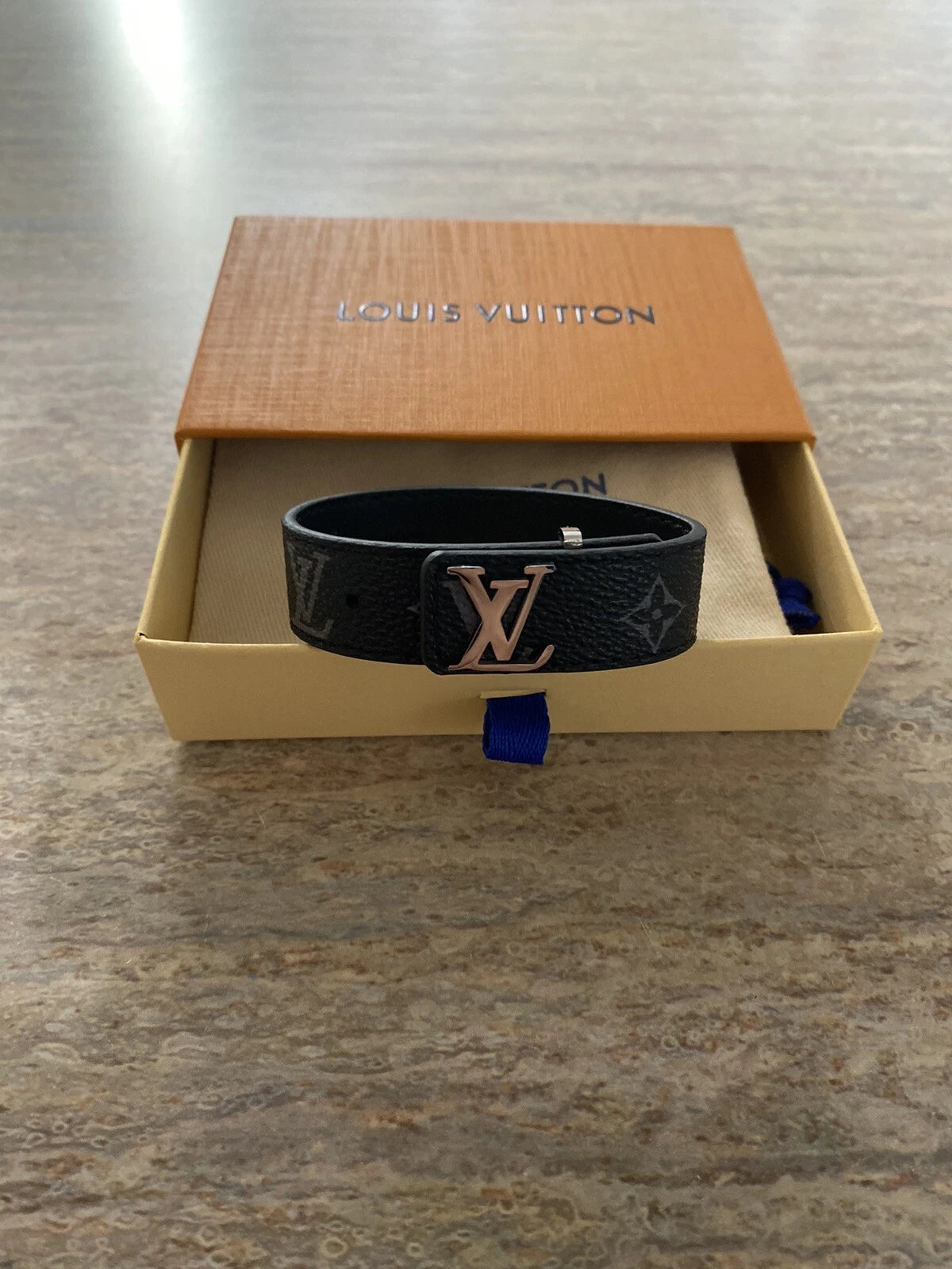 Lv Bracelet 1:1