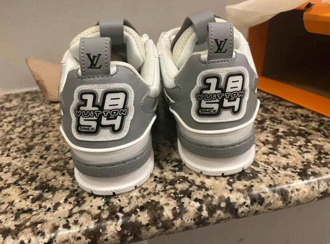 Lv skates